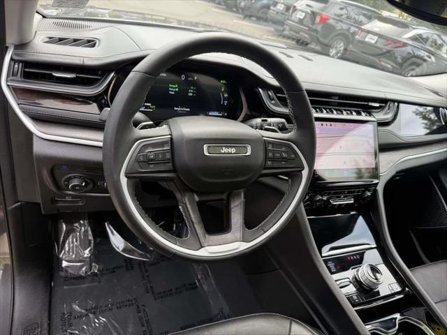 2022 Jeep Grand Cherokee 4xe Limited 4x4 2022 Jeep Grand Cherokee 4xe Limited 4x4