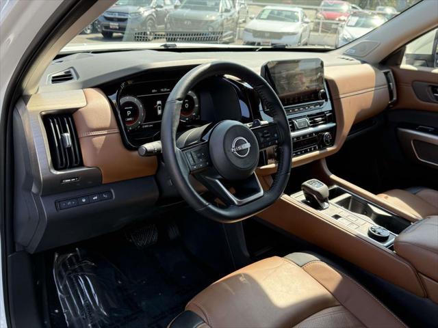 2024 Nissan Pathfinder Platinum 4WD