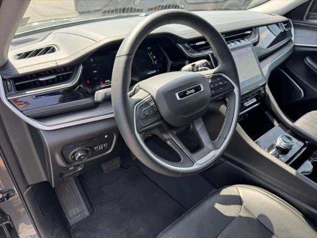 2022 Jeep Grand Cherokee 4xe Limited 4x4 2022 Jeep Grand Cherokee 4xe Limited 4x4