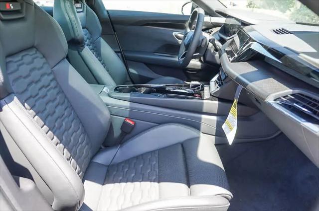 2026 Audi e-tron GT Premium Plus quattro