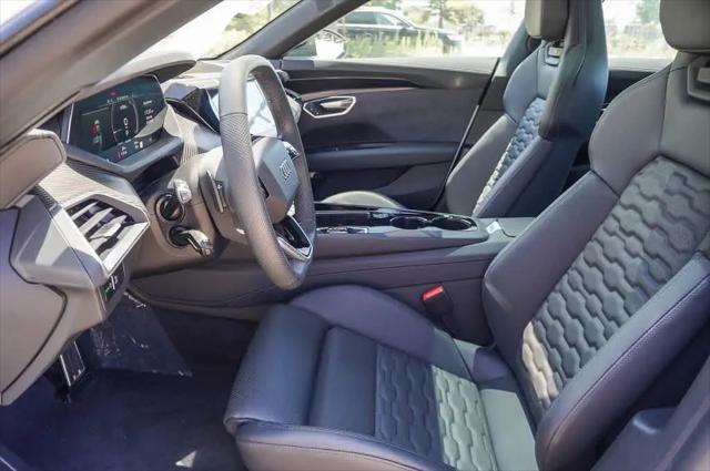 2026 Audi e-tron GT Premium Plus quattro