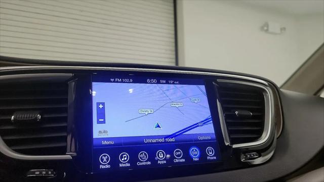 2017 Chrysler Pacifica Touring-L Plus