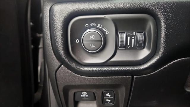 2021 Ram 1500 Laramie Crew Cab 4x4 5'7" Box