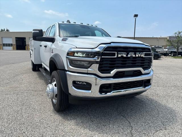 2026 RAM 5500 Chassis RAM 5500 TRADESMAN CHASSIS CREW CAB 4X4 84 CA