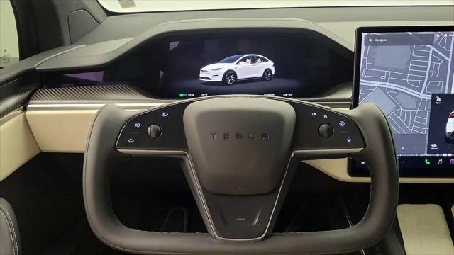 2022 Tesla Model X Plaid Tri Motor All-Wheel Drive
