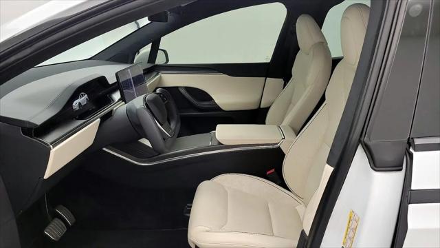 2022 Tesla Model X Plaid Tri Motor All-Wheel Drive