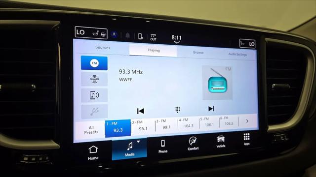 2023 Chrysler Pacifica Touring L