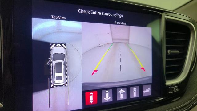2021 Chrysler Pacifica Limited AWD