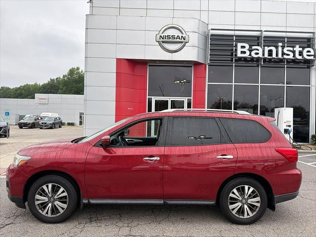 2017 Nissan Pathfinder SL 2017 Nissan Pathfinder SL