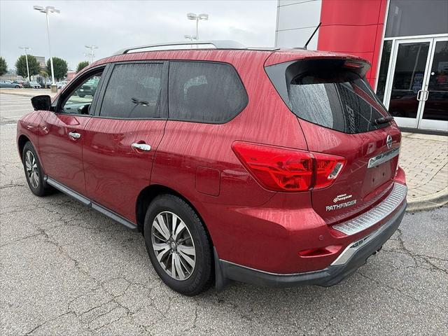 2017 Nissan Pathfinder SL 2017 Nissan Pathfinder SL