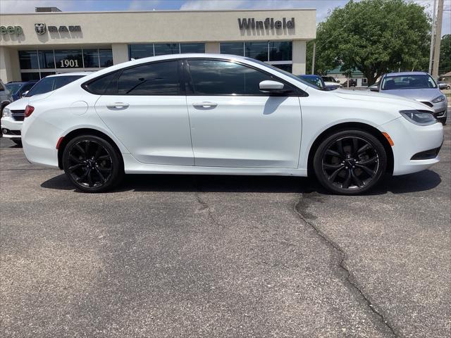 2016 Chrysler 200 S for sale in Winfield, KS