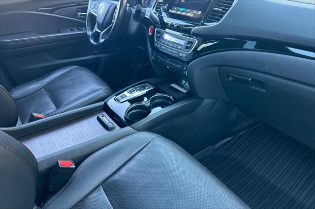 2021 Honda Pilot AWD Black Edition