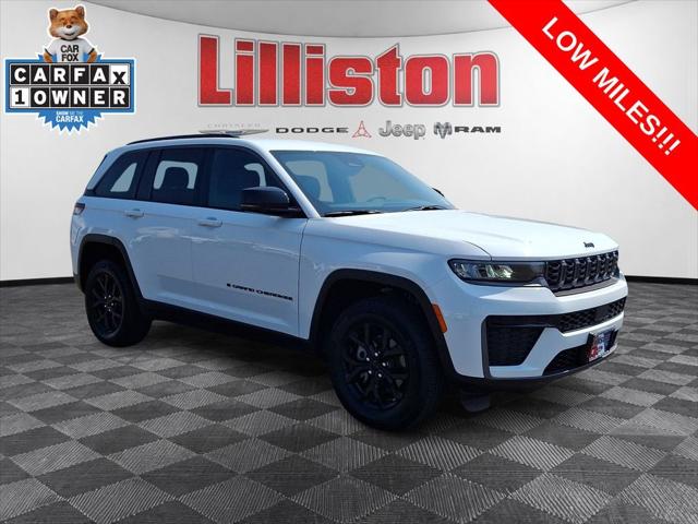 2026 Jeep Grand Cherokee Altitude 4x4