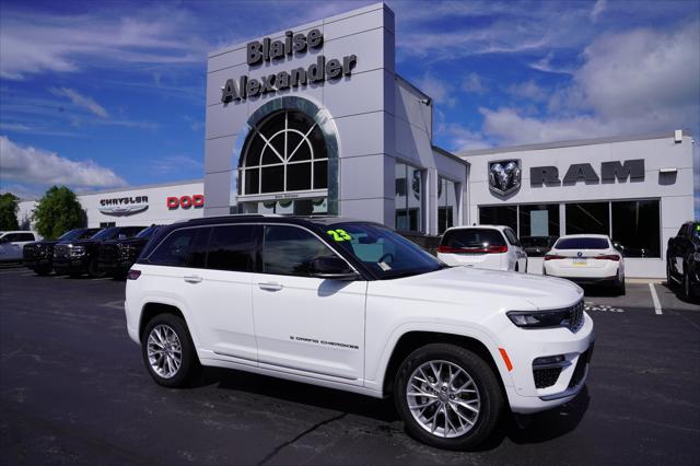 2023 Jeep Grand Cherokee Summit 4x4 2023 Jeep Grand Cherokee Summit 4x4