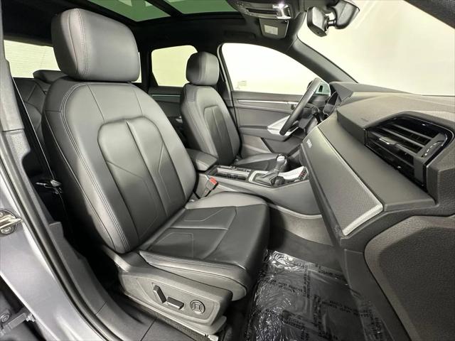 2021 Audi Q3 Premium Plus 40 TFSI quattro Tiptronic