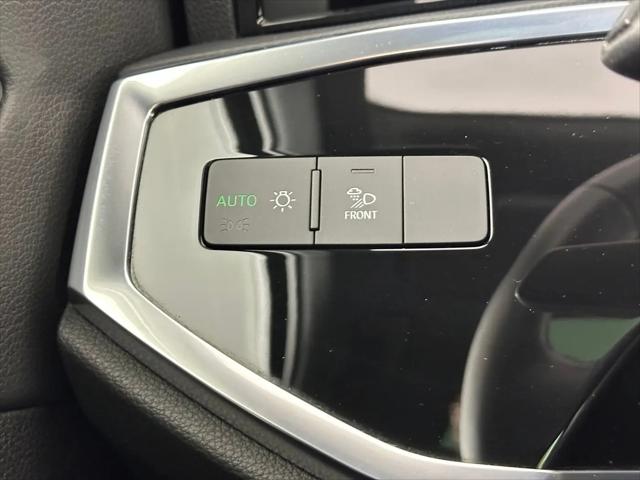 2021 Audi Q3 Premium Plus 40 TFSI quattro Tiptronic