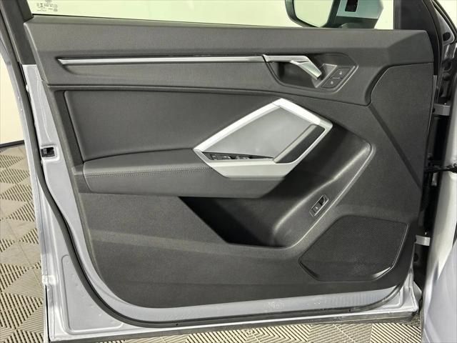 2021 Audi Q3 Premium Plus 40 TFSI quattro Tiptronic