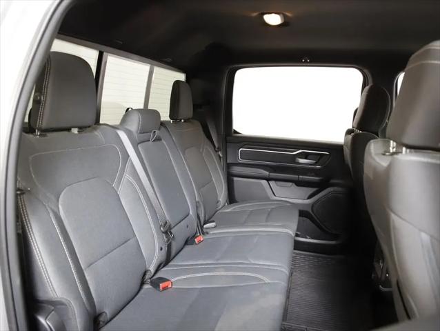 2022 Ram 1500 Big Horn Crew Cab 4x4 5'7" Box