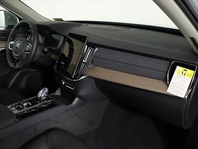 2026 Volvo XC90 Core, B6 AWD Gas mild hybrid, Gasoline, Bright, 7 Seats