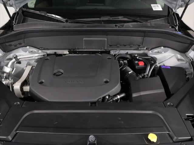 2026 Volvo XC90 Core, B6 AWD Gas mild hybrid, Gasoline, Bright, 7 Seats