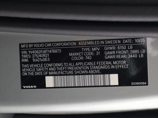 2026 Volvo XC90 Core, B6 AWD Gas mild hybrid, Gasoline, Bright, 7 Seats