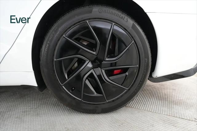 2026 Tesla Model S Plaid