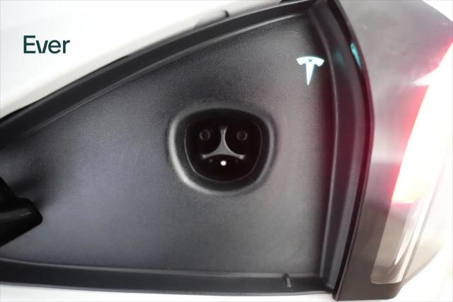 2026 Tesla Model S Plaid
