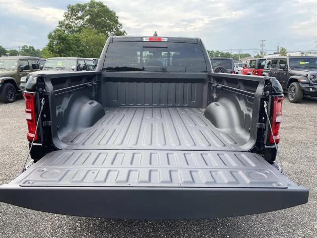 2026 Ram 1500 Express Crew Cab 4x4 64 Box