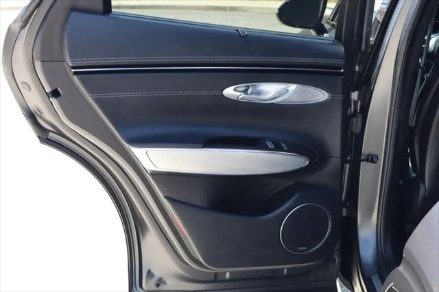 2023 Genesis GV70 2.5T AWD