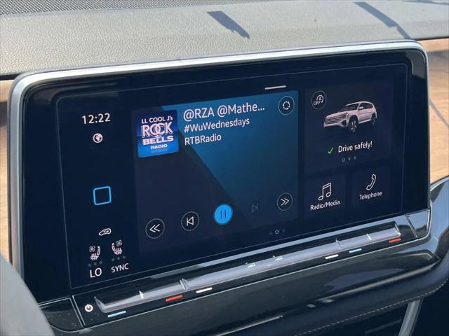 2026 Volkswagen Atlas SE with Technology