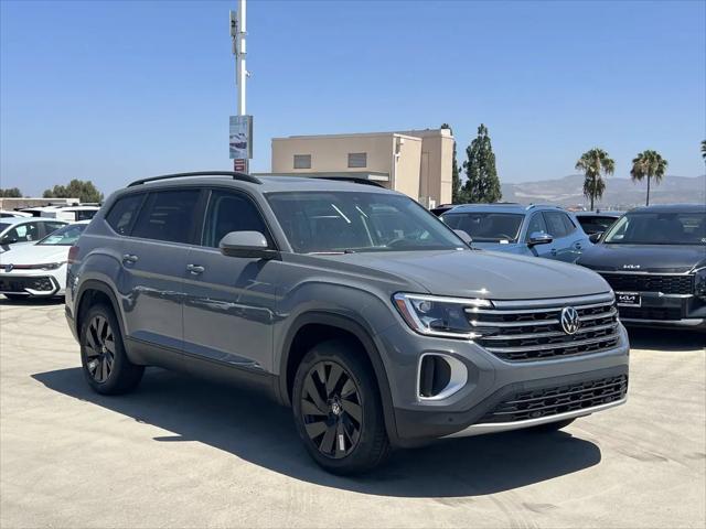 2026 Volkswagen Atlas SE with Technology