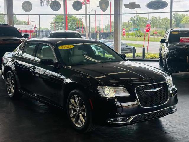 2021 Chrysler 300 Touring L AWD for sale in Detroit, MI