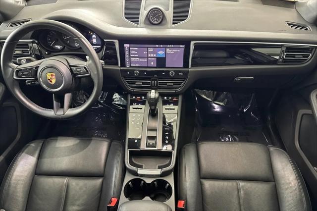 2023 Porsche Macan Macan