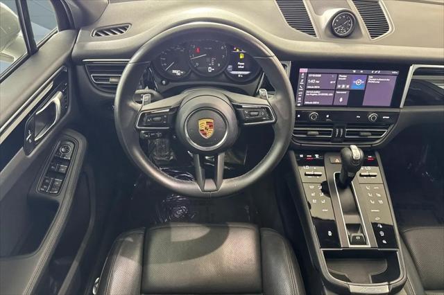 2023 Porsche Macan Macan