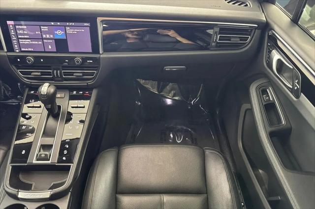 2023 Porsche Macan Macan