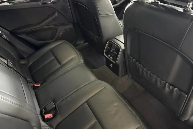 2023 Porsche Macan Macan