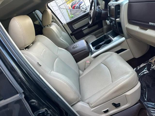 2017 Ram 1500 Laramie Crew Cab 4x2 57 Box