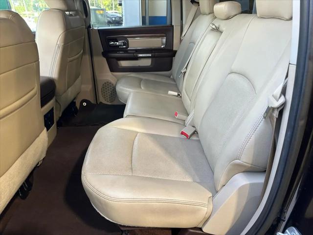 2017 Ram 1500 Laramie Crew Cab 4x2 57 Box