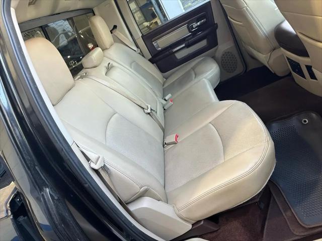 2017 Ram 1500 Laramie Crew Cab 4x2 57 Box