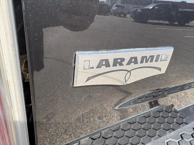 2017 Ram 1500 Laramie Crew Cab 4x2 57 Box