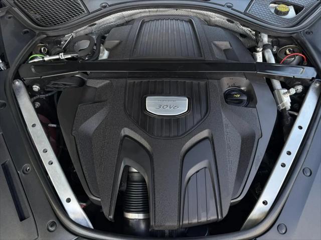 2017 Porsche Panamera Panamera