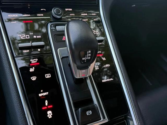 2017 Porsche Panamera Panamera