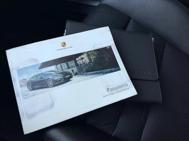 2017 Porsche Panamera Panamera