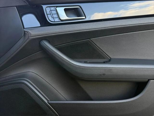 2017 Porsche Panamera Panamera