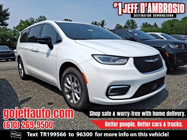 2026 Chrysler Pacifica Select AWD for sale in Downingtown, PA