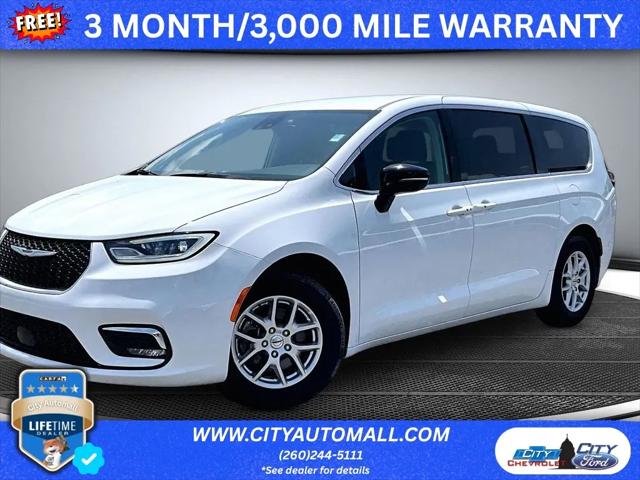 2024 Chrysler Pacifica Touring L for sale in Columbia City, IN