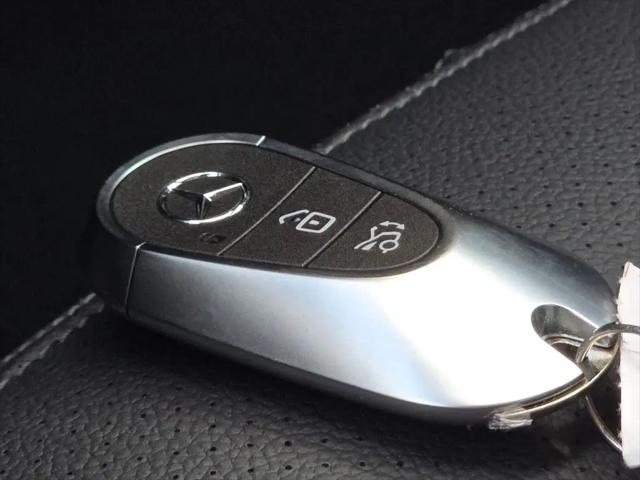 2026 Mercedes-Benz C-CLASS C 300 C 300