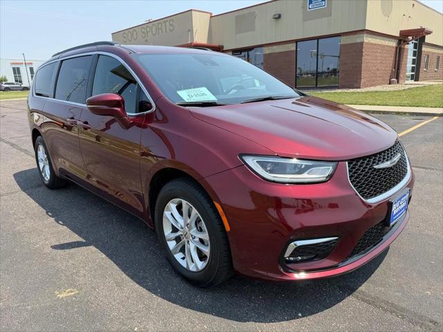 2022 Chrysler Pacifica Touring AWD for sale in Sioux Falls, SD