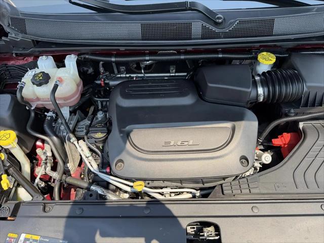 2022 Chrysler Pacifica Touring AWD