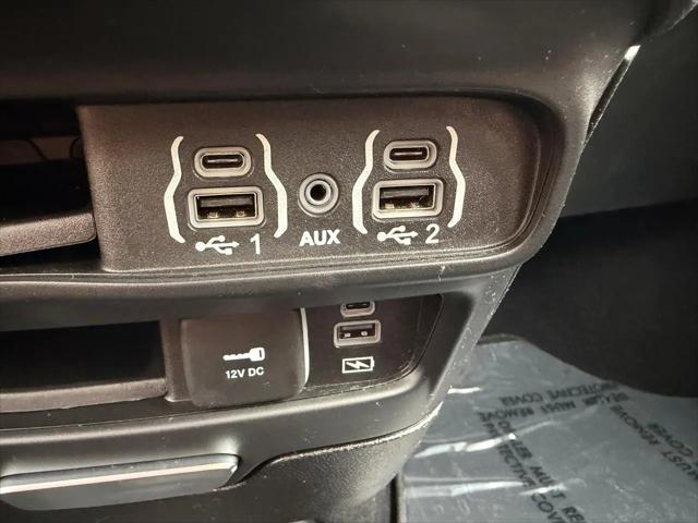 2022 Chrysler Pacifica Touring AWD
